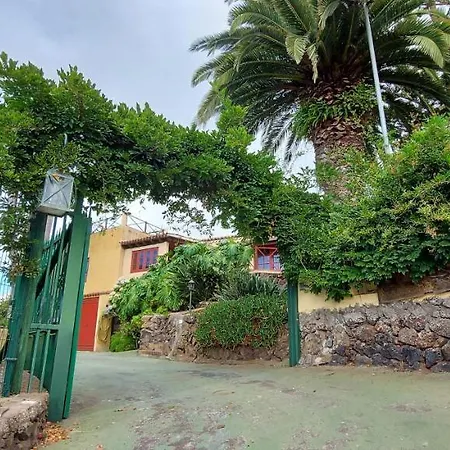Casa Canarina منزل ريفي